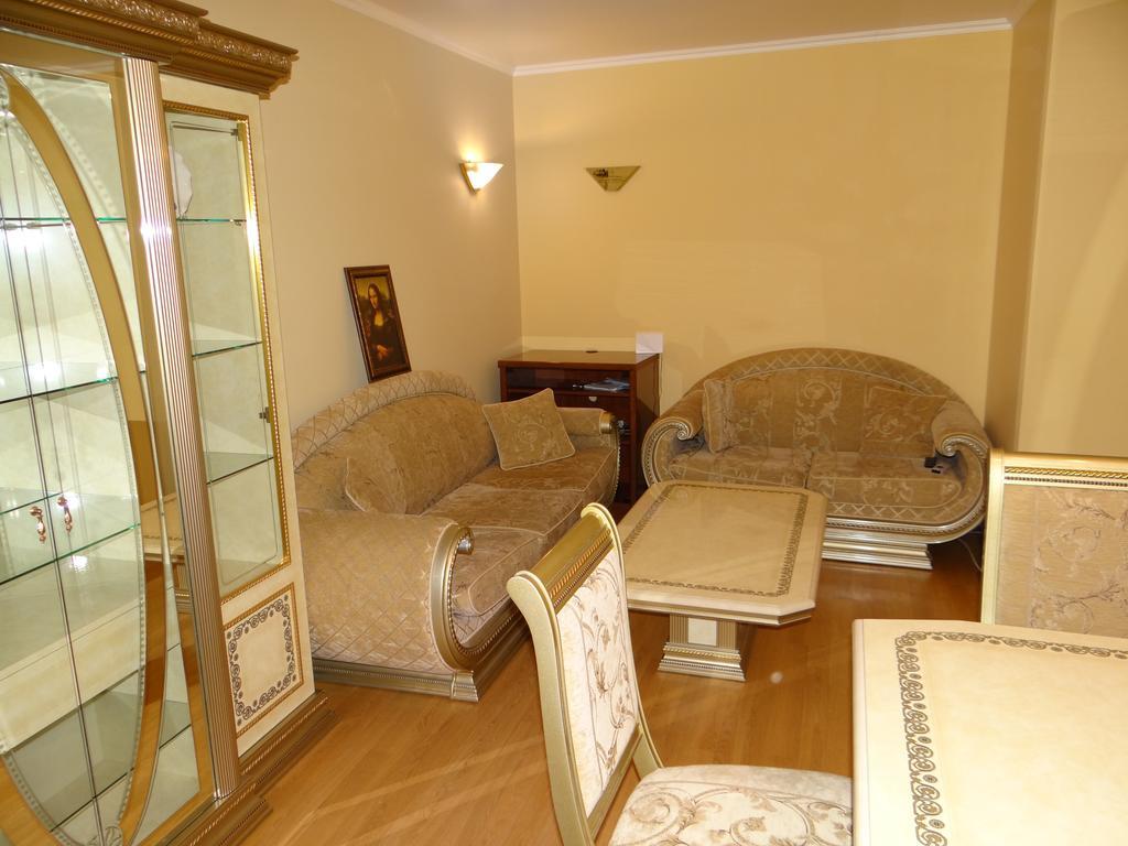 Luxury Versailles Apartments Center Opera Burgas Stad Buitenkant foto