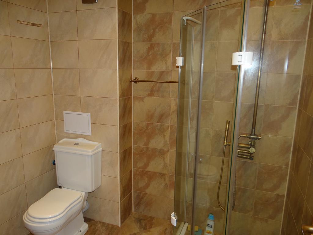 Luxury Versailles Apartments Center Opera Burgas Stad Buitenkant foto