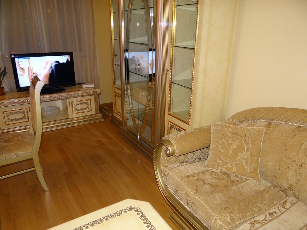 Luxury Versailles Apartments Center Opera Burgas Stad Buitenkant foto