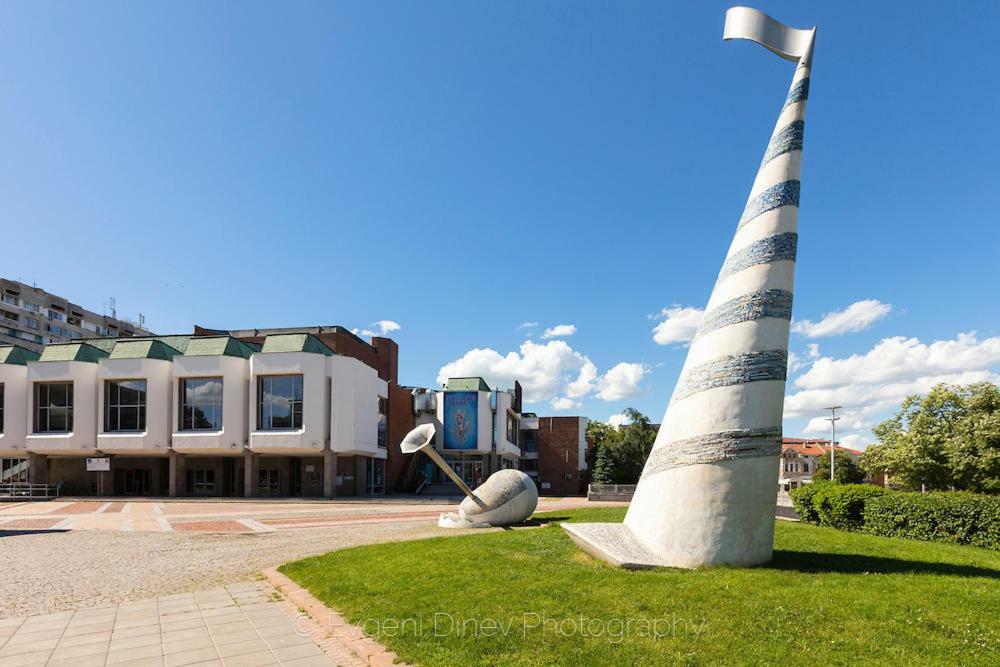 Luxury Versailles Apartments Center Opera Burgas Stad Buitenkant foto