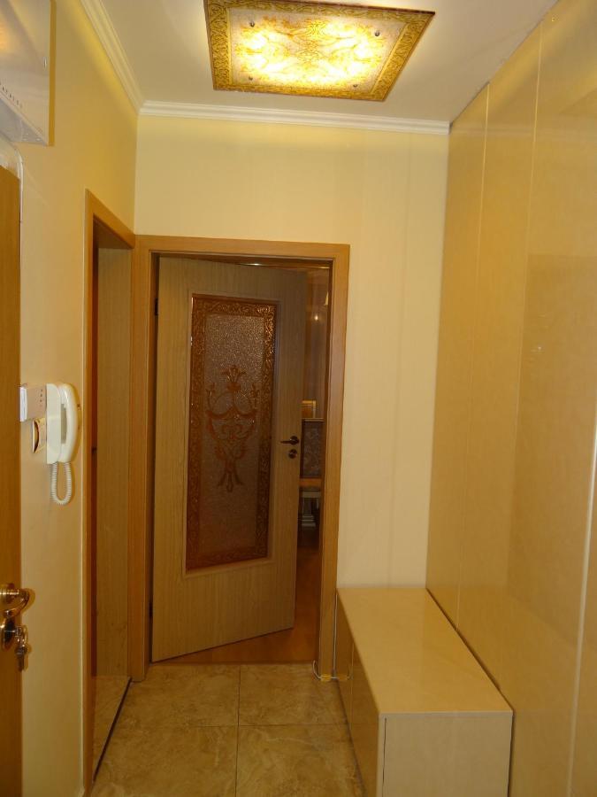 Luxury Versailles Apartments Center Opera Burgas Stad Buitenkant foto